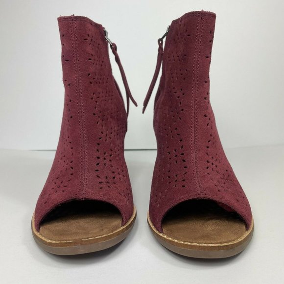 TOMS Majorca Peep Toe Perforated Ankle Bootie - Picture 5 of 8